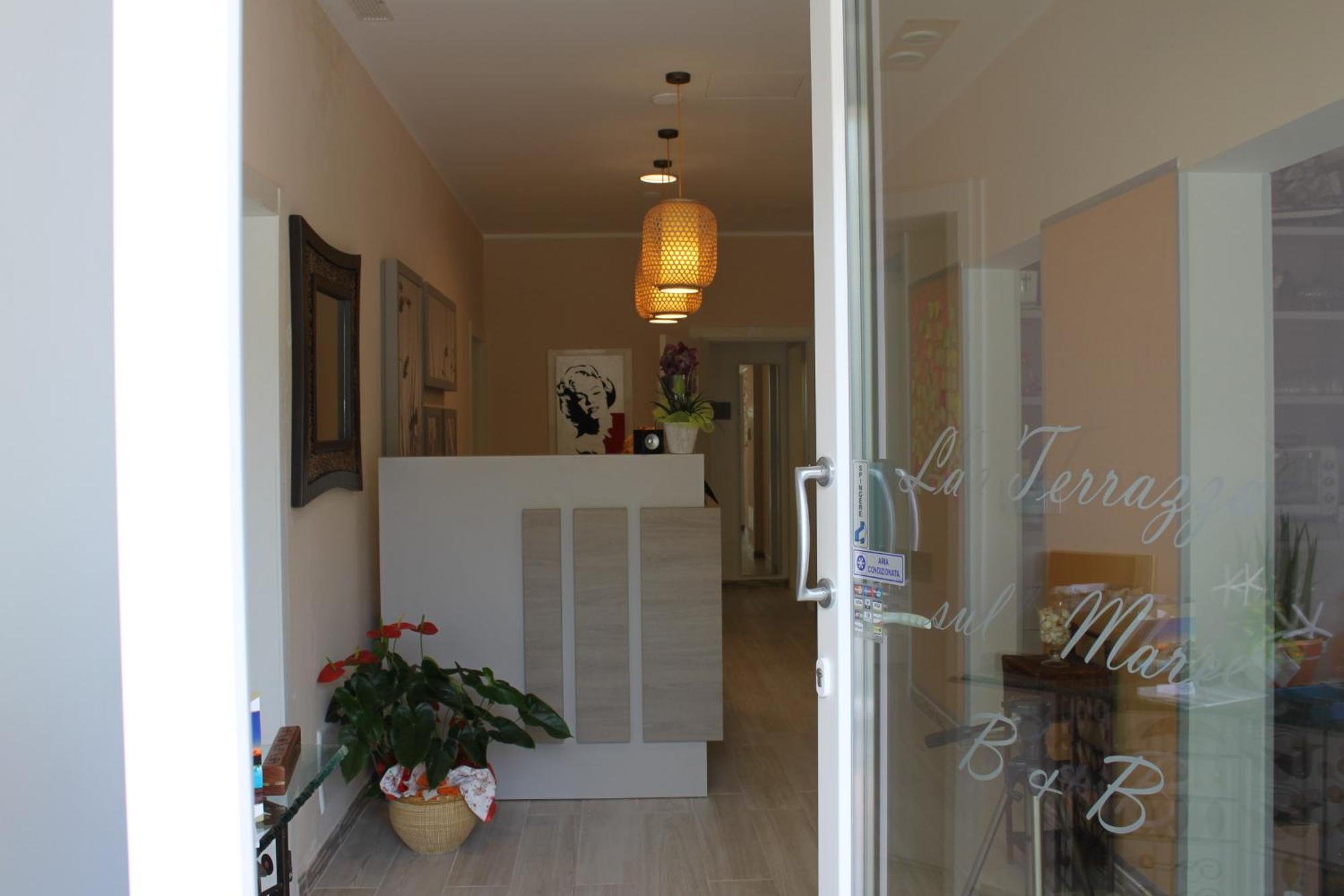 La Terrazza Sul Mare Bed & Breakfast Otranto Dış mekan fotoğraf